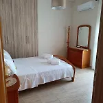 Panos House - Warm And Cozy Retreat Apartament Tríkala