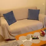 Panos House - Warm And Cozy Retreat Tríkala