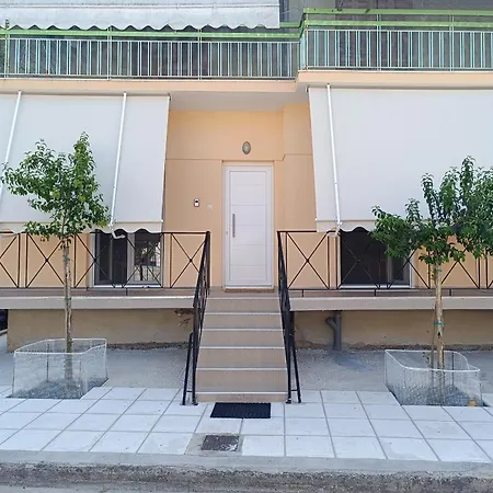 Panos House - Warm And Cozy Retreat Apartament *